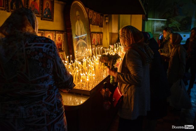Як лучани на Маковія святили трави та мед. ФОТОРЕПОРТАЖ