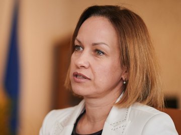 Міністерка соцполітики Лазебна пішла у відставку