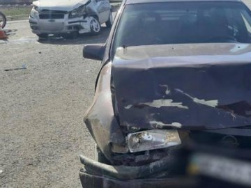 У Луцьку зіткнулися Opel та Chevrolet. ФОТО 