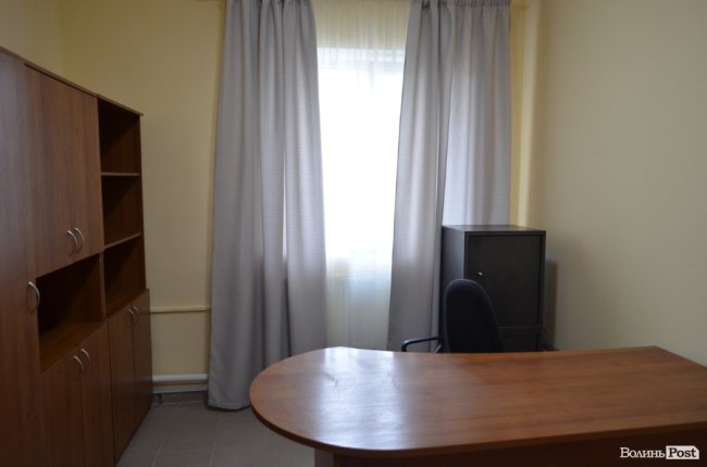 Разом зможемо все: у Луцьку відкрили оновлений центр допомоги атовцям