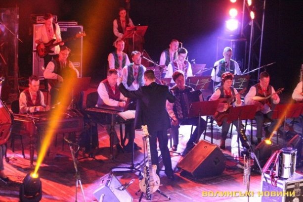 Запальний Олег Скрипка «підірвав» луцьку публіку. ФОТО. ВІДЕО