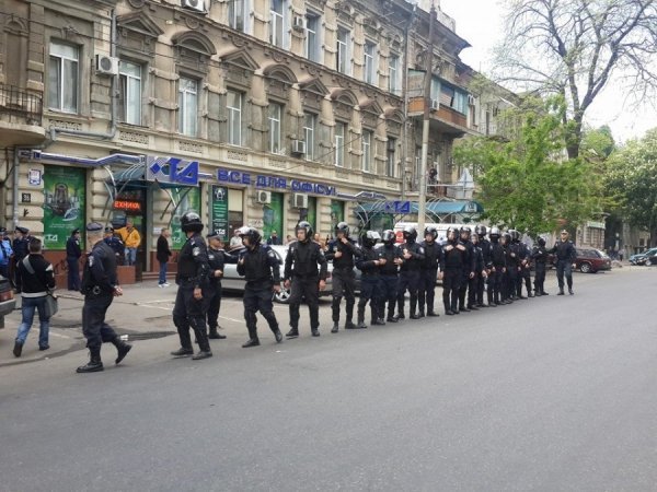 В Одесі ‒ бійка між патріотами та сепаратистами. ФОТО. ВІДЕО