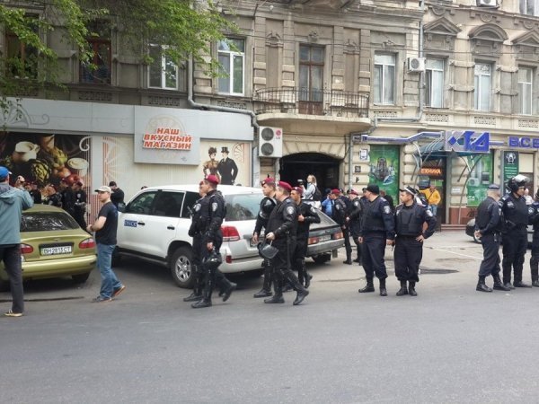 В Одесі ‒ бійка між патріотами та сепаратистами. ФОТО. ВІДЕО