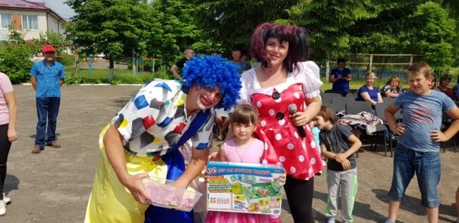 На радість дітям: на Волині – два нові ігрові майданчики. ФОТО