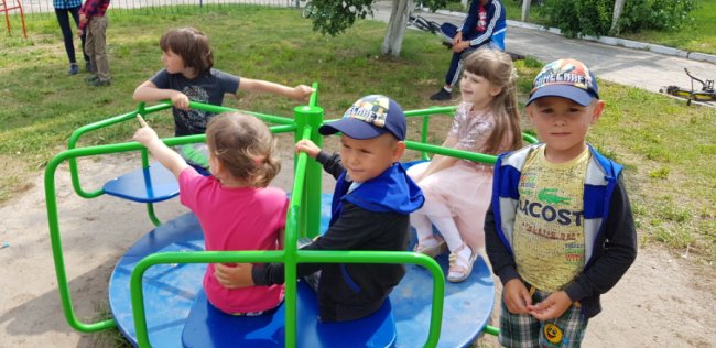 На радість дітям: на Волині – два нові ігрові майданчики. ФОТО