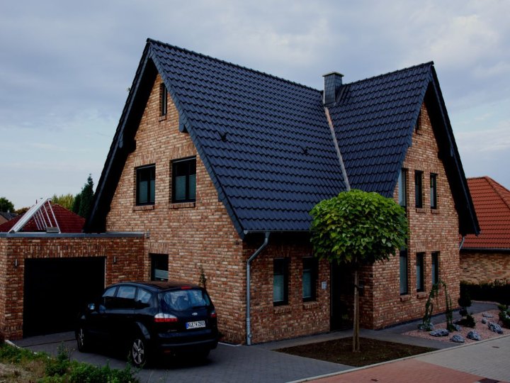 Ціни на керамічну черепицю в 2026 році в Україні