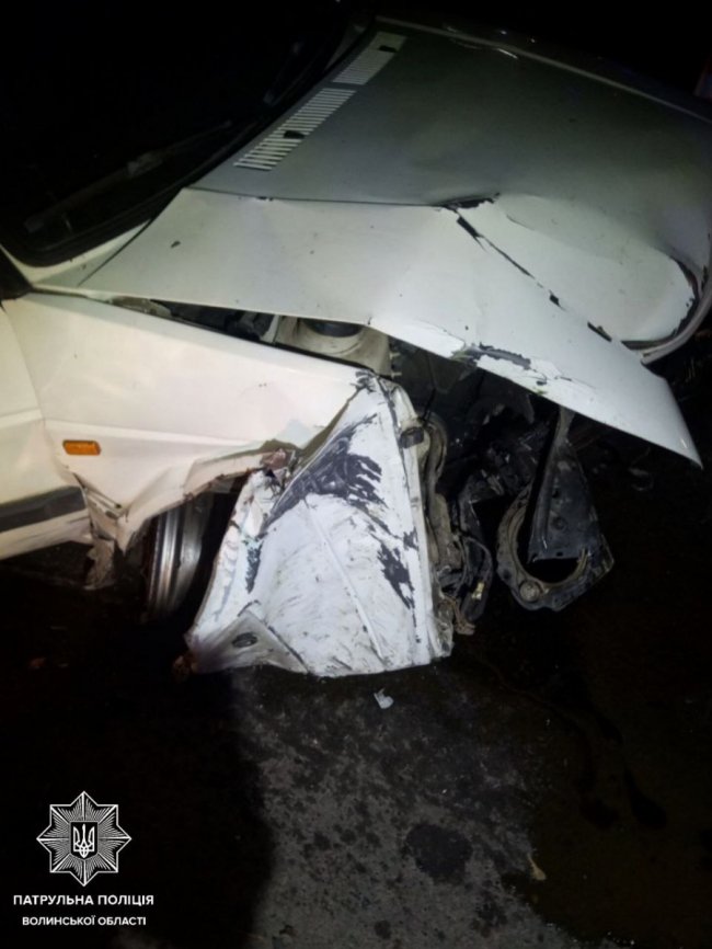 У Ковелі Volkswagen влетів у дорожнє огородження