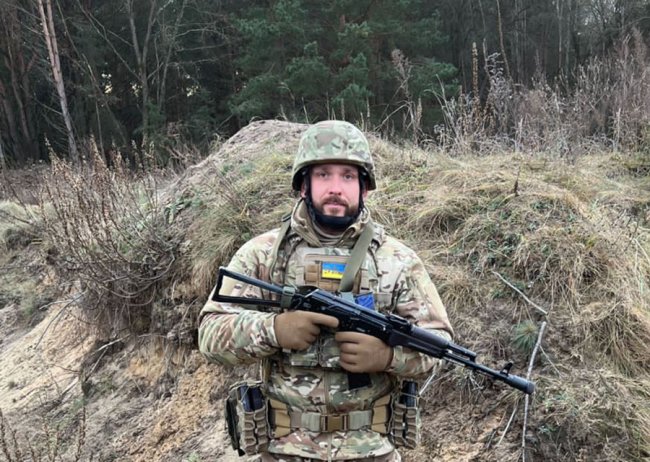 Волинянина, який отримав поранення на Авдіївському напрямку, нагородили медаллю. ФОТО