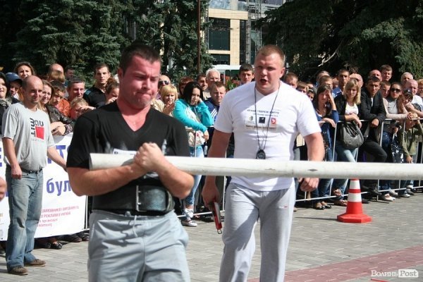 У Луцьку агітували за тверезе життя. ФОТО