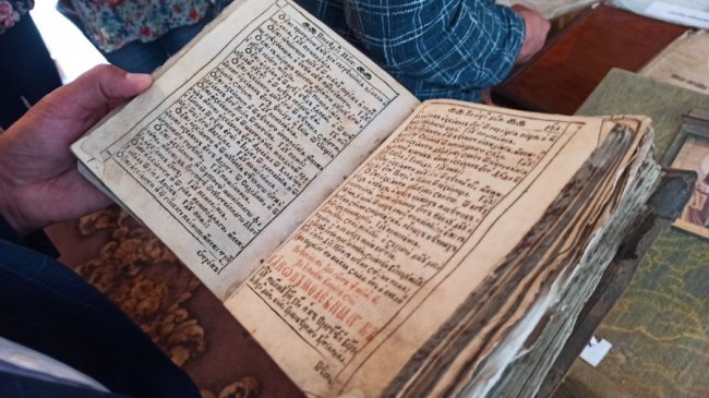 У волинській школі виготовляють унікальні картини з цвяхів та ниток. ФОТО