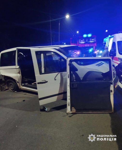 Повідомили деталі моторошної аварії в Струмівці, де загинула жінка і травмувалися 2 дітей