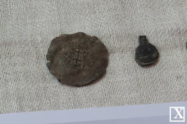 У Луцьку показали унікальний срібний скарб Радзивіллів