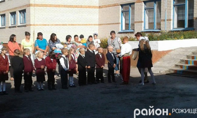  Перший дзвінок у селі Навіз 