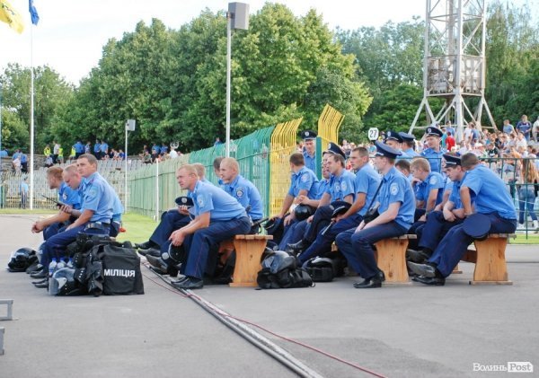 «Волинь» - «Карпати»:  історія однієї нічиєї в фото