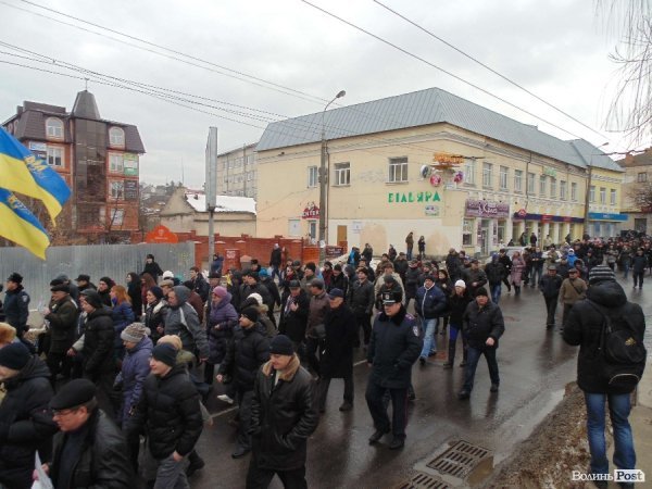 Хода до «площі Героїв Майдану» в Луцьку. ФОТО. ВІДЕО