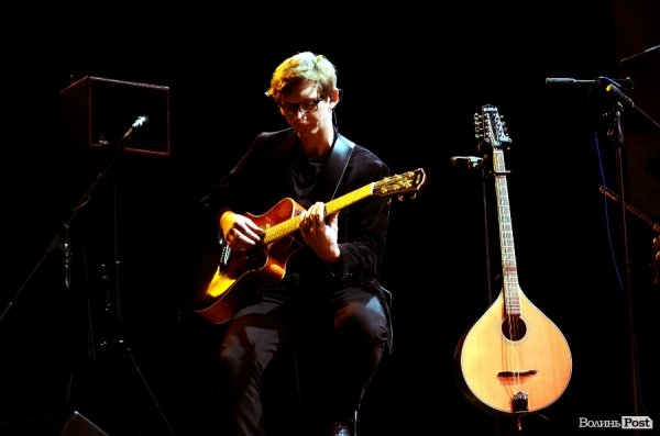 Польський джазовий гурт заспівав у Луцьку колядки.ФОТО