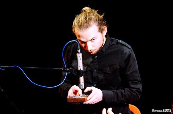 Польський джазовий гурт заспівав у Луцьку колядки.ФОТО