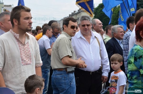 Луцьк вийшов на віче - захищати мову. ФОТО