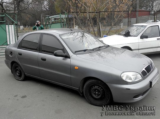 У Луцьку правоохоронці затримали водія «під кайфом». ФОТО. ВІДЕО