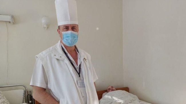 Випив і заснув на лавці на Новий рік: лучанин відморозив обидві стопи