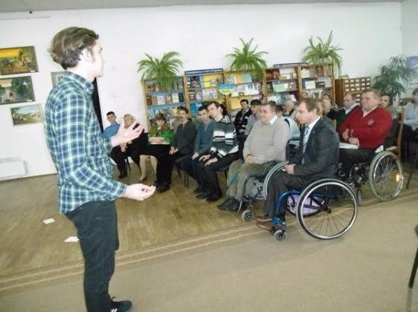 Луцька бібліотека об'єднала сильних духом людей. ФОТО