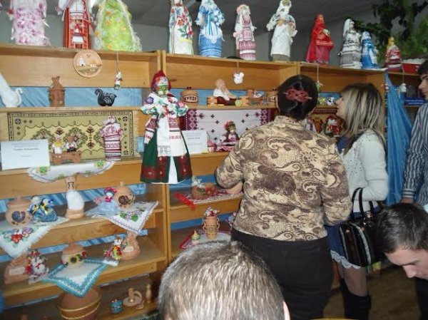 Луцька бібліотека об'єднала сильних духом людей. ФОТО