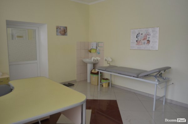 Найкраще для найменших: у Луцькій райлікарні відкрили оновлене пологове відділення