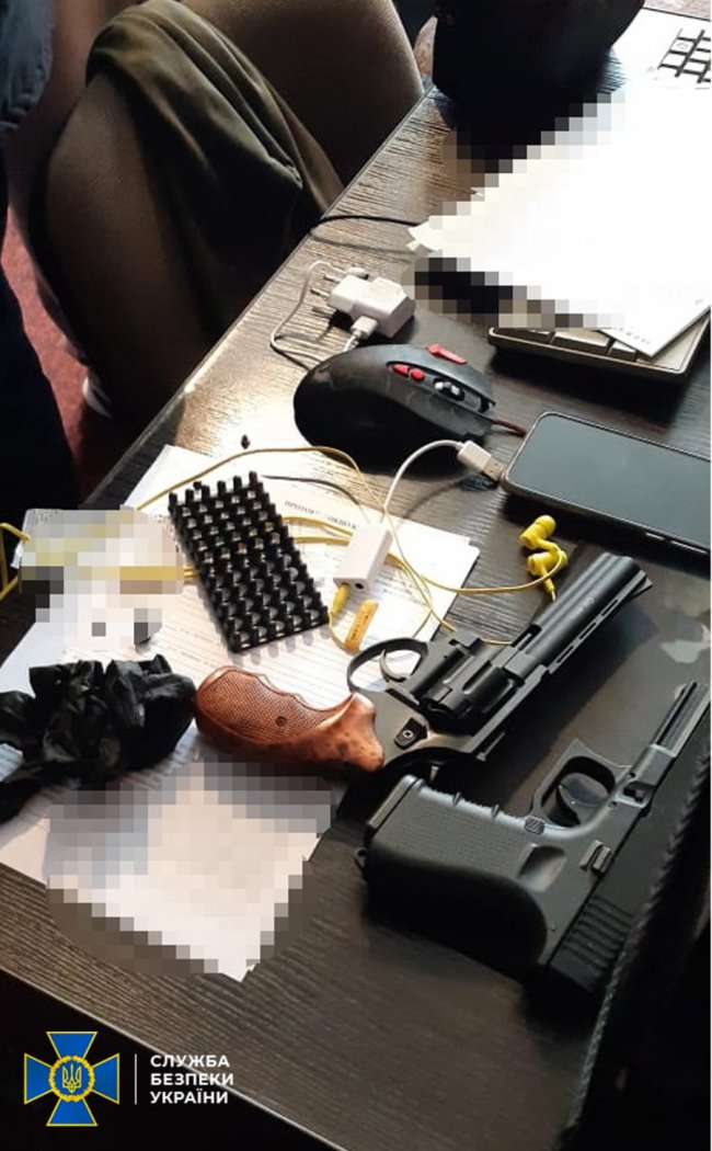 У коледжі на Черкащині студенти хотіли влаштувати масовий розстріл одногрупників. ФОТО