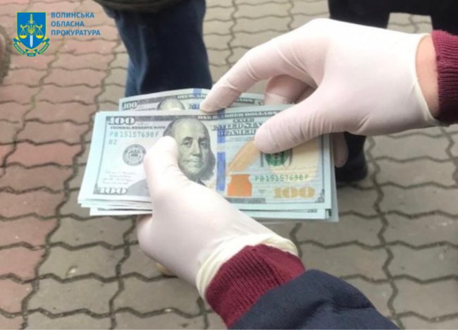 Хабарники з екоінспекції на Волині «заробили» по 5 років за ґратами