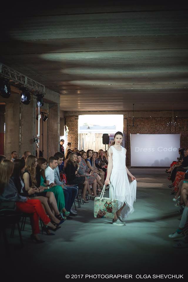 Другий день Lutsk Fashion Weekend: як будівництво перетворили на модний подіум