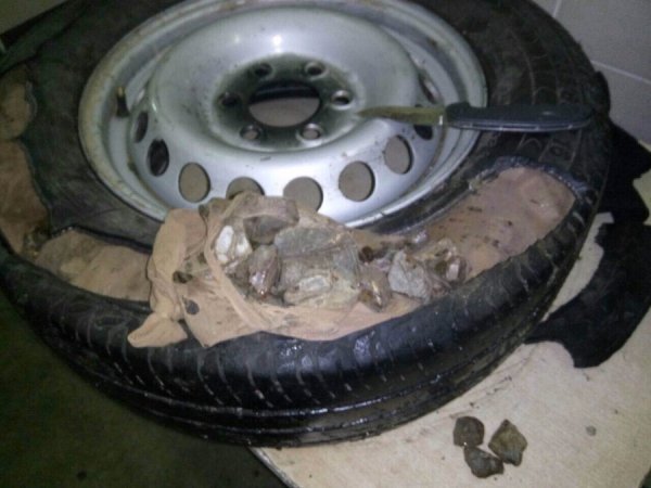 У «Ягодині» затримали велику партію бурштину