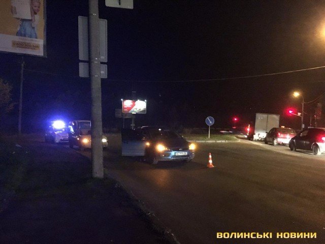 У Луцьку зіткнулися дві автівки
