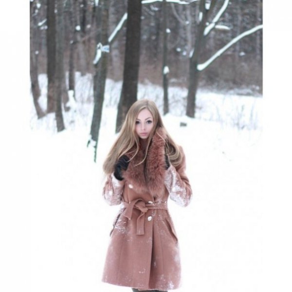 Довгоногій блондинці з України не дає спокою слава ляльки Барбі. ФОТО