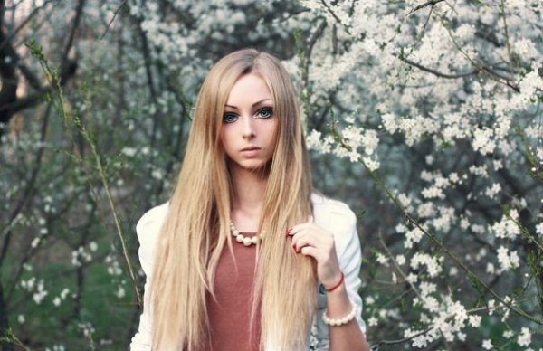 Довгоногій блондинці з України не дає спокою слава ляльки Барбі. ФОТО