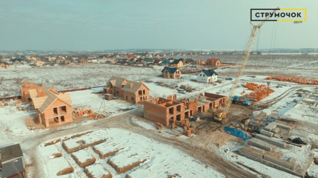 Таунхауси у ЖК «Струмочок» пропонують придбати із знижкою та відтермінуванням*