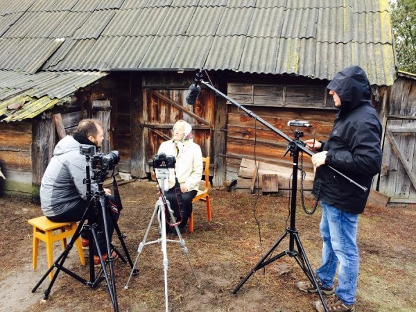 Зйомки з пані Домінікою, яка знає понад 200 народних пісень