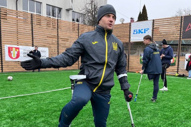 У Луцьку відбулося перше тренування з ампфутболу серед ветеранів