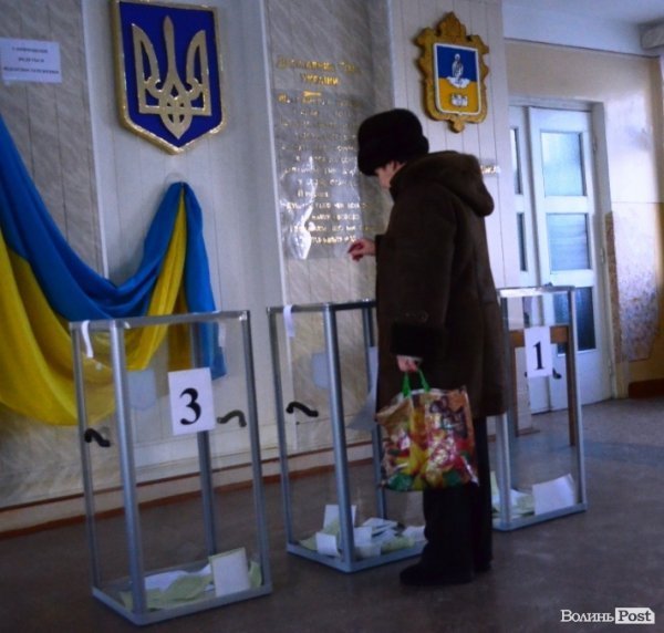 Волиняни не поспішають йти на вибори. ФОТО