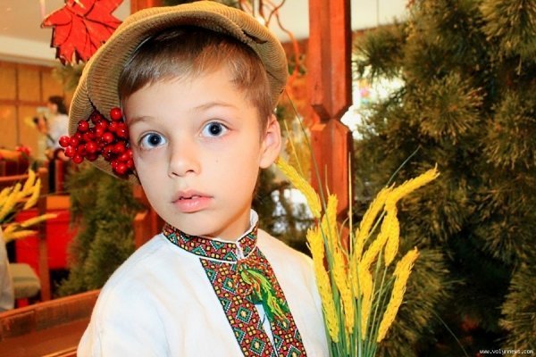 Як луцькі діти радіють осені. ФОТО