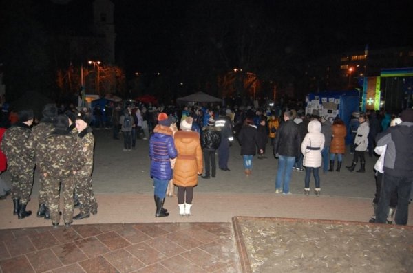 Третій день Нового Майдану у Луцьку. ФОТО