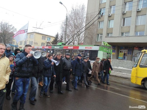 Хода до «площі Героїв Майдану» в Луцьку. ФОТО. ВІДЕО