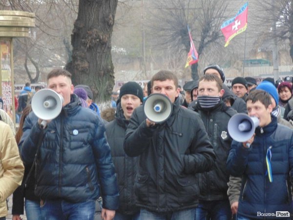 Хода до «площі Героїв Майдану» в Луцьку. ФОТО. ВІДЕО