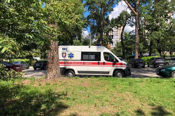 У громадському туалеті Києва знайшли тіло касира