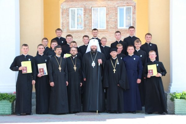 Випускний у  Волинській богословській академії. ФОТО. ВІДЕО