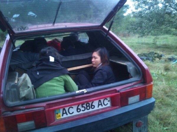  Засудили чоловіків, які переправляли через кордон нелегалів. ФОТО