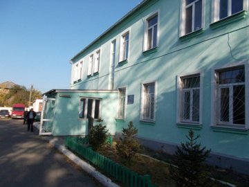 Нема навіть слідчої кімнати: у відділку поліції на Волині виявили порушення