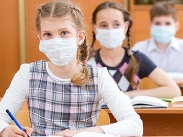 Чи може дирекція школи або садка вимагати від батьків довідку, якщо дитина пропустила навчання