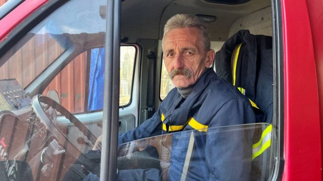 Як ченці-добровольці гасять пожежі на Волині. ВІДЕО