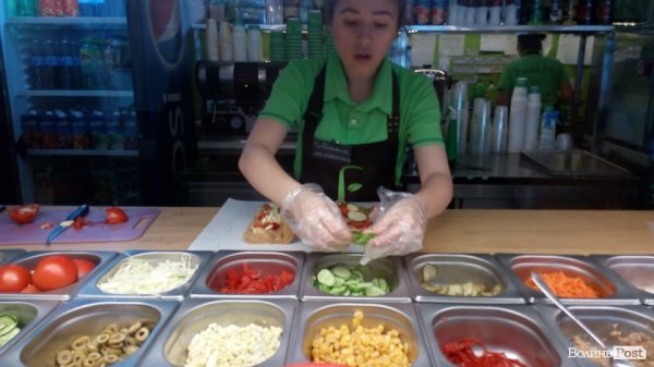 Fresh line, або Як ми самі собі сендвіч готували.ФОТО