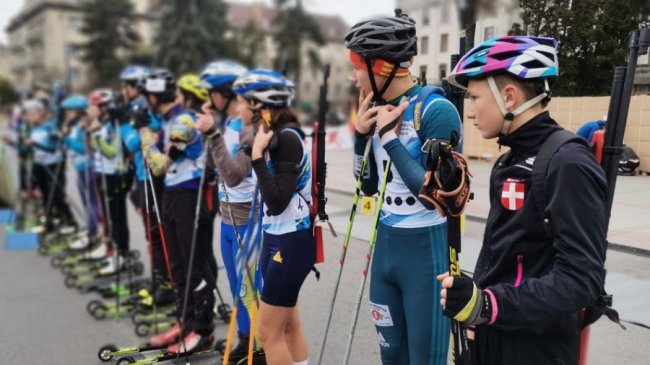 У Луцьку відбулися перші в Україні змагання з вуличного біатлону. ФОТО